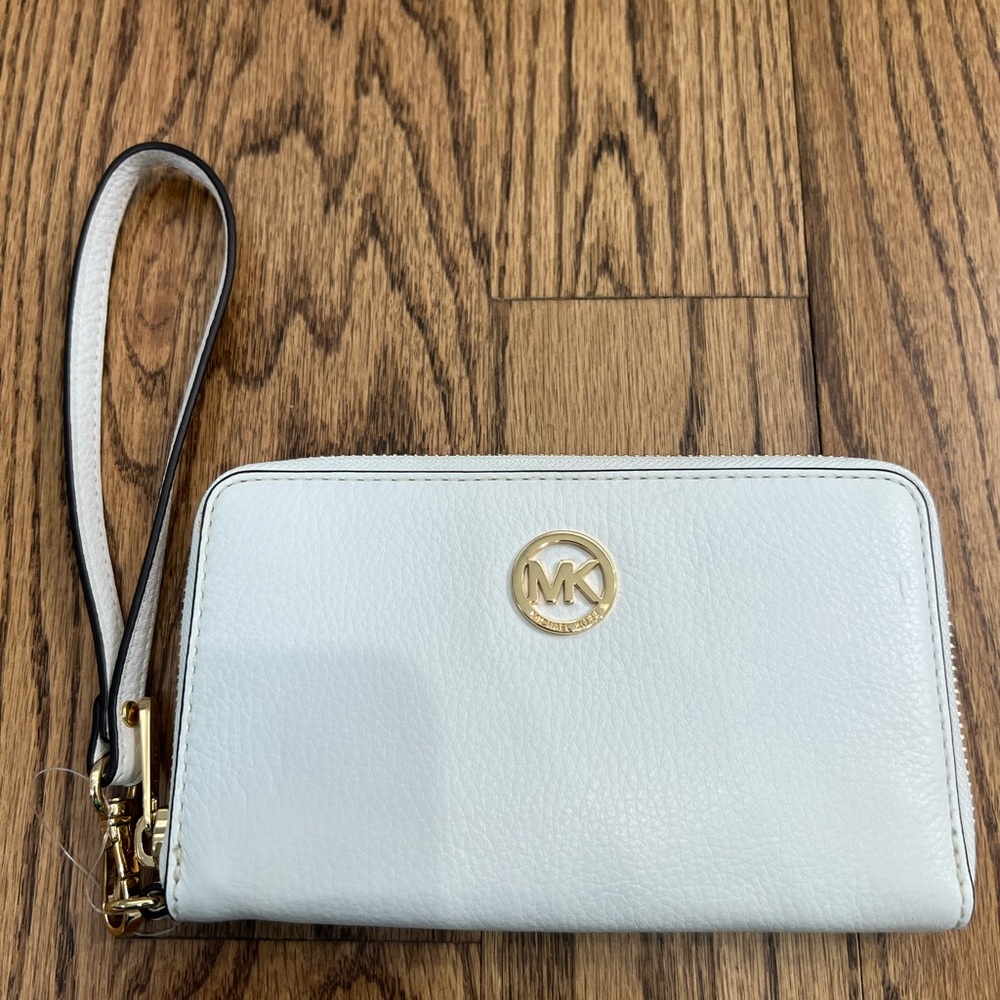 Michael Kors White Wristlet with Gold Emblem